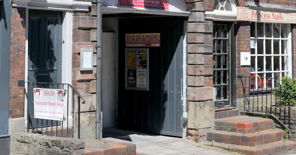 Inside Cygnet Club